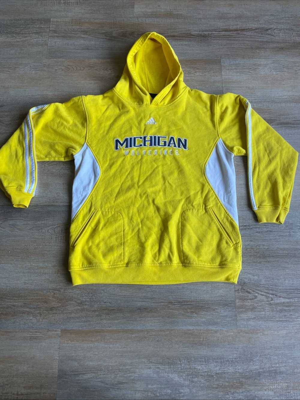 Adidas Michigan Wolverines Hoodie Maize Yellow Women’s XL Embroidered Fleece